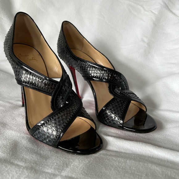 Christian Louboutin Suzana heels - Picture 2 of 6